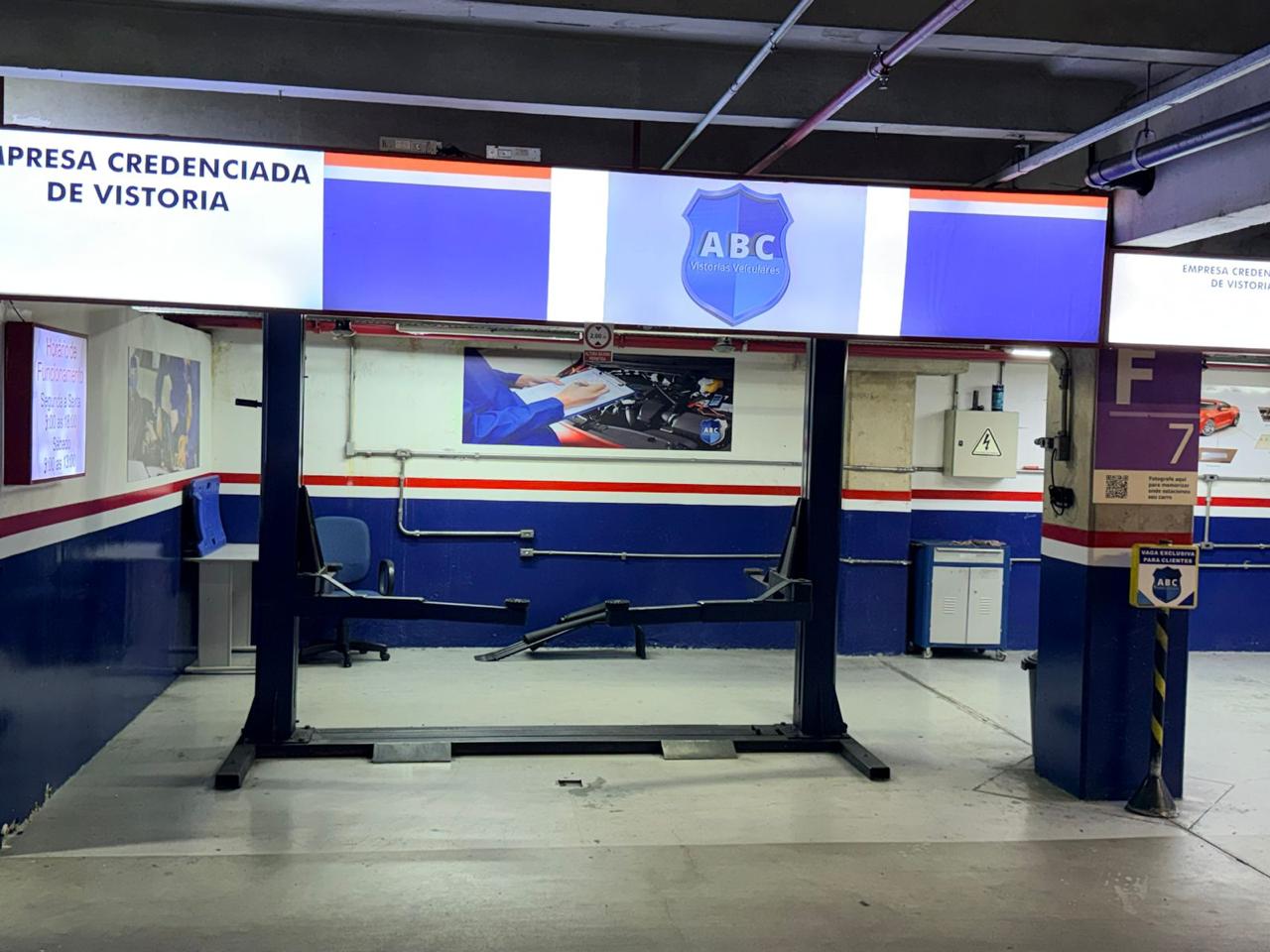 Box de vistoria com elevador